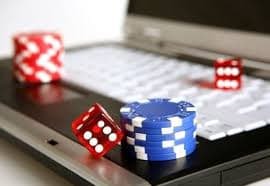 নীতি গাইড পড়ছে এমন r777 bet apk ব্যবহারকারীর দৃশ্য